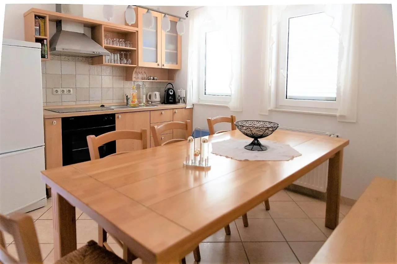 Villa Mali San Trogir 0*,