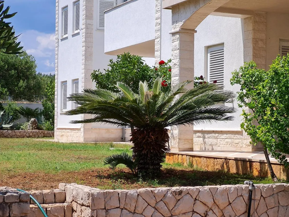 Villa Mali San Trogir Apartment