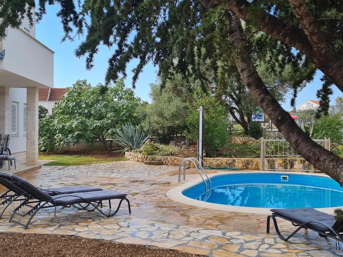 Villa Mali San Trogir 0*,  Croatia