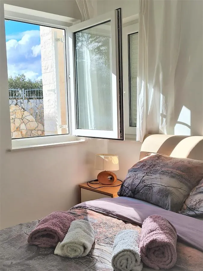 Villa Mali San Trogir Apartment