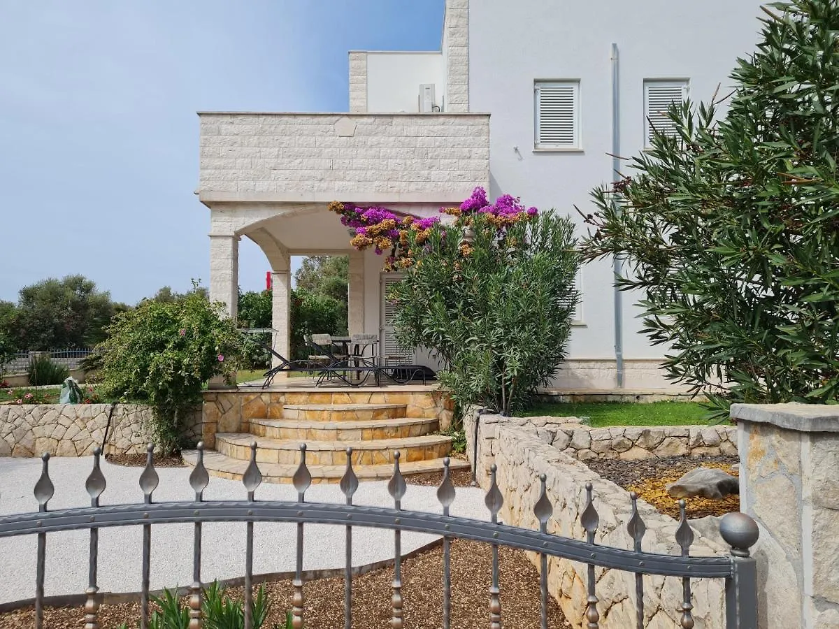 Villa Mali San Trogir Apartment
