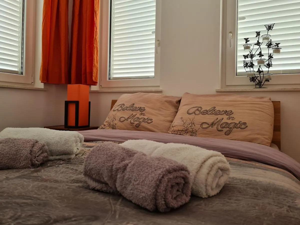Villa Mali San Trogir 0*,